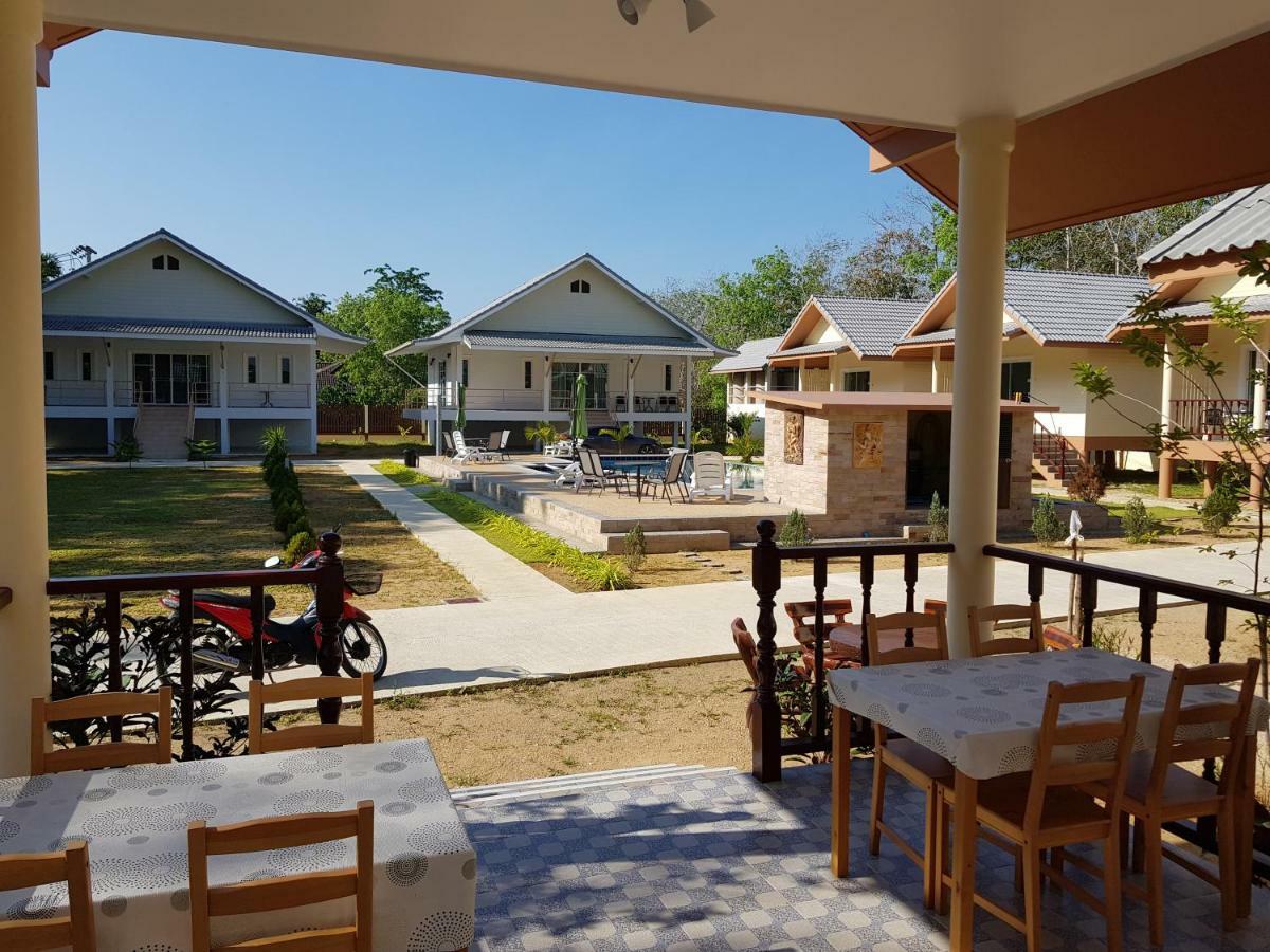 Poolside Bungalows Khao Lak Dış mekan fotoğraf